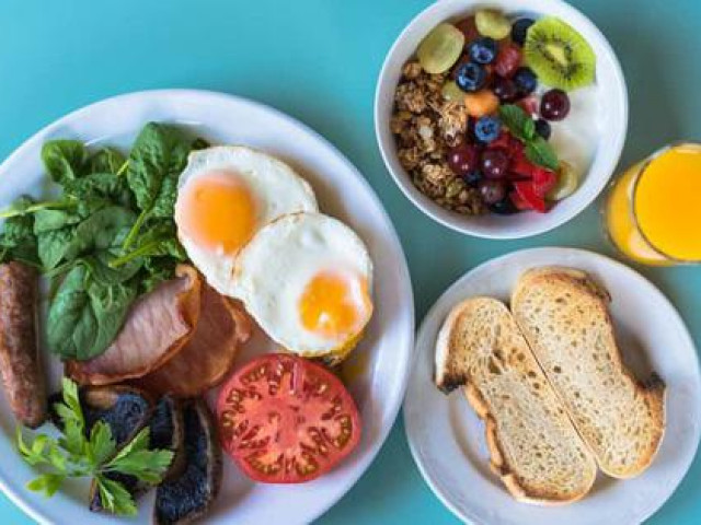 6 kiểu ăn sáng gây hại sức khỏe vô cùng, nên từ bỏ càng sớm càng tốt