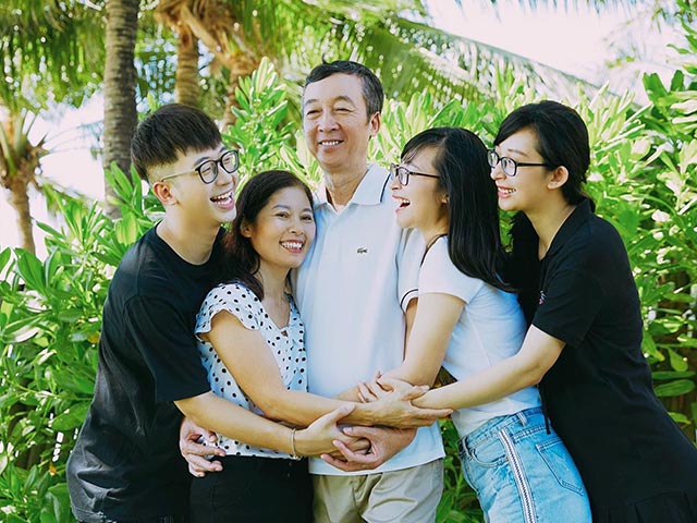 Food blogger Ninh Tito: “Vẹn tròn là được sum vầy với gia đình bên mâm cơm”